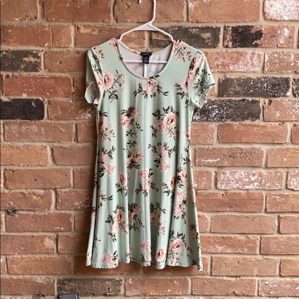 Floral dress